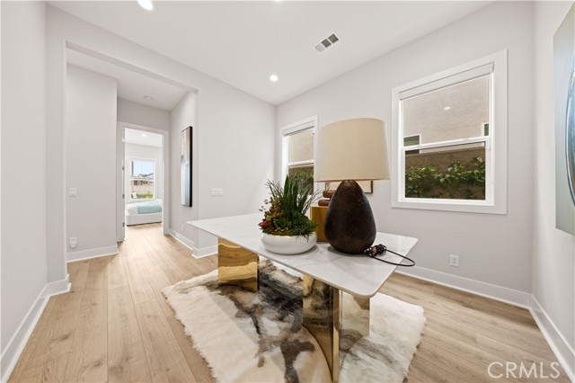 271 Huckleberry, Lake Forest CA: https://media.crmls.org/medias/c9f592bc-d908-43c9-8c2d-d9be5ef7002e.jpg