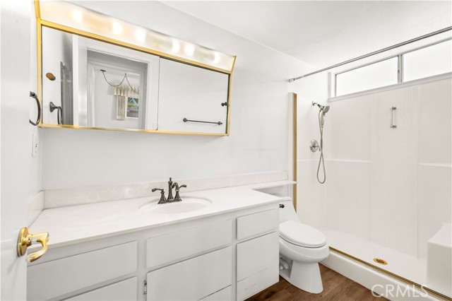 Image 19 of 56 For 6595 Jaluit Street