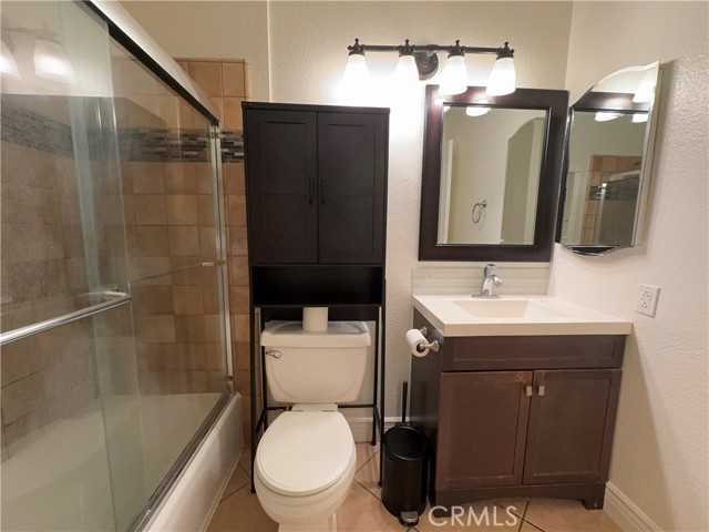 Detail Gallery Image 23 of 31 For 3466 Highwood Ct #204,  Simi Valley,  CA 93063 - 2 Beds | 1/1 Baths