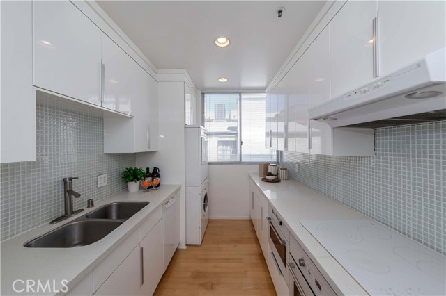 Detail Gallery Image 32 of 43 For 938 2nd St #301,  Santa Monica,  CA 90403 - 2 Beds | 2/1 Baths