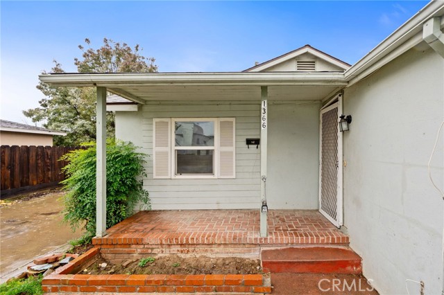 Detail Gallery Image 3 of 33 For 1366 E Alexander, Merced,  CA 95340 - 3 Beds | 2 Baths