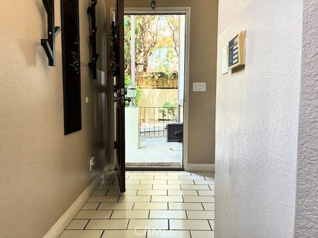 Detail Gallery Image 43 of 54 For 2249 Montrose Ave #7,  Montrose,  CA 91020 - 3 Beds | 2/1 Baths