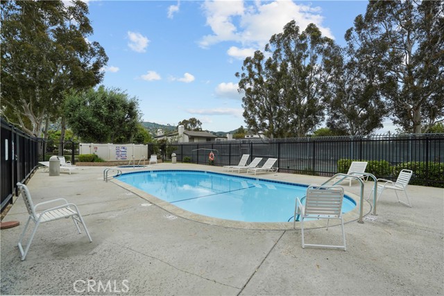 Detail Gallery Image 50 of 59 For 6524 Twin Circle Ln #2,  Simi Valley,  CA 93063 - 2 Beds | 1/1 Baths