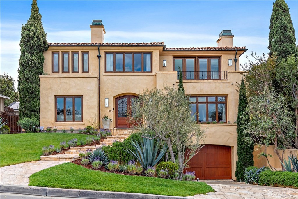 206 Driftwood Road