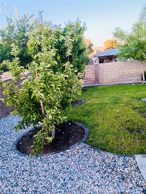 Detail Gallery Image 30 of 59 For 12607 Tamarisk Rd, Victorville,  CA 92395 - 3 Beds | 2/1 Baths