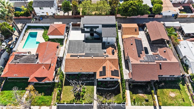 Detail Gallery Image 2 of 32 For 20200 Lassen, Chatsworth,  CA 91311 - 12 Beds | 11 Baths