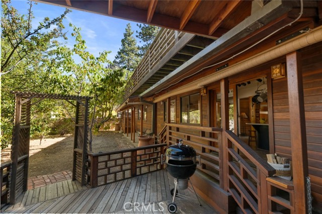 Detail Gallery Image 6 of 46 For 41307 Park Ave, Big Bear Lake,  CA 92315 - – Beds | – Baths