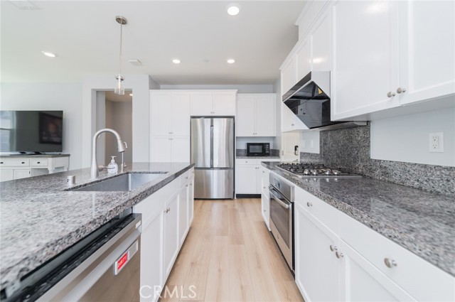 Detail Gallery Image 22 of 47 For 16116 Huckleberry Ave, Chino,  CA 91708 - 4 Beds | 3 Baths