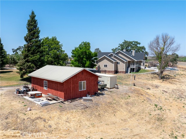 26 Deer View Lane, Templeton CA: https://media.crmls.org/medias/c9fb5648-ec07-4b24-b6e7-3373896fd69d.jpg