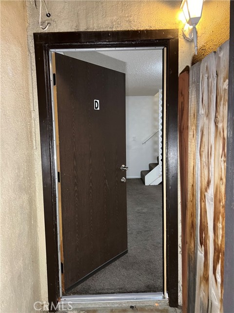 Detail Gallery Image 2 of 10 For 1128 E 6th St #D,  Ontario,  CA 91764 - 2 Beds | 1/1 Baths