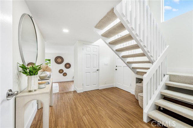 2222 Curtis Avenue, Redondo Beach CA: https://media.crmls.org/medias/c9fc09e8-13fd-4bc7-8c12-48bbab4c8824.jpg