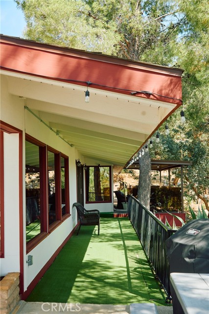 27424 Homyr Place, Canyon Country CA: https://media.crmls.org/medias/c9fc35ad-9332-4817-a09d-4fea72aa326a.jpg