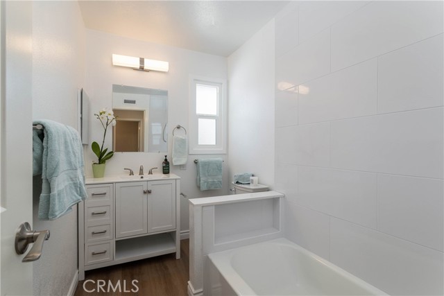 Detail Gallery Image 15 of 20 For 1741 Tustin Ave 10c,  Costa Mesa,  CA 92627 - 2 Beds | 2 Baths