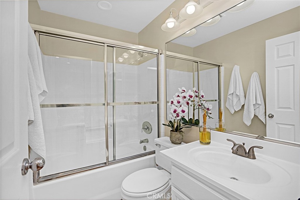 MLS #OC25254099 image #23