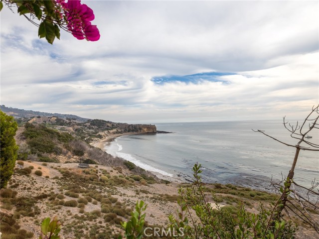 17 Packet Road, Rancho Palos Verdes, California 90275, 3 Bedrooms Bedrooms, ,1 BathroomBathrooms,Residential,Sold,Packet,PV21248317