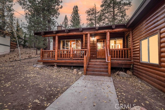 Detail Gallery Image 4 of 46 For 320 Dove Ct, Big Bear Lake,  CA 92315 - 3 Beds | 2 Baths