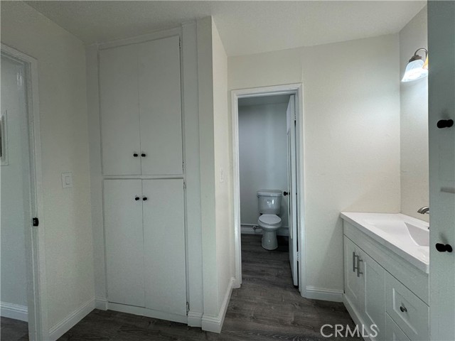 486 N Oak Street, Orange CA: https://media.crmls.org/medias/c9fe335f-81c4-48b3-aaf5-652b30b06458.jpg