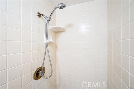 https://media.crmls.org/medias/c9fef427-10d4-4ea0-9b6a-b699cf7c30d1.jpg?preset=X-Large