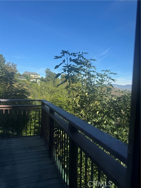 Detail Gallery Image 26 of 47 For 11551 Decente, Studio City,  CA 91604 - 2 Beds | 2 Baths