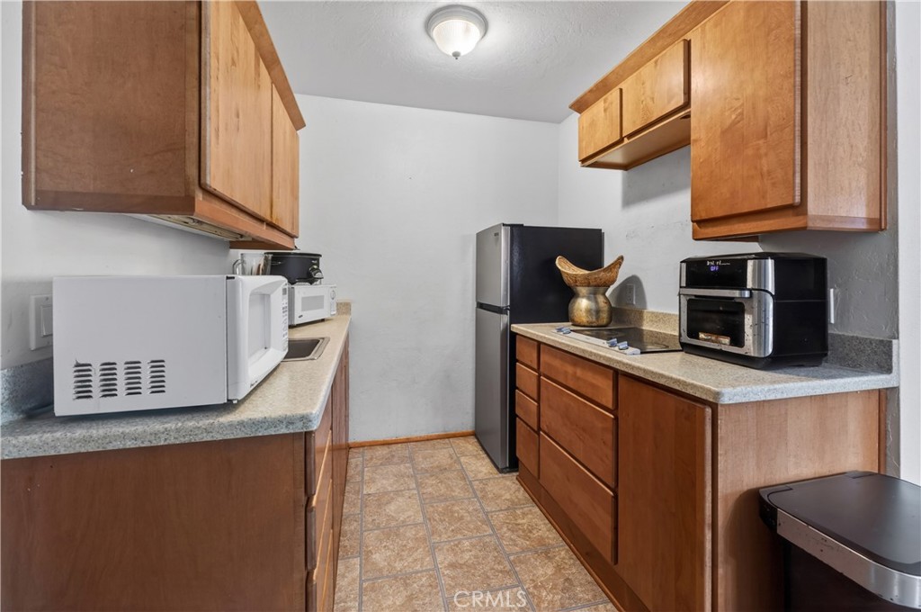6650 Amherst - photo 10