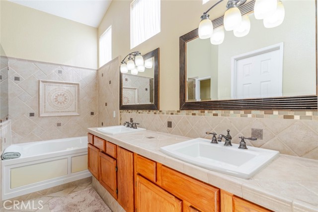 Detail Gallery Image 39 of 46 For 40055 Denham Dr, Palmdale,  CA 93551 - 5 Beds | 3 Baths