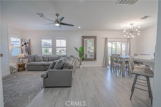 Image 3 of 44 For 28217 Alton Way