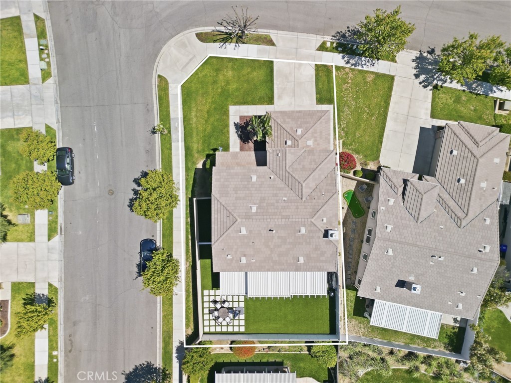 https://media.crmls.org/medias/ca015318-e56e-4430-9bf6-d90aec8aed9e.jpg?preset=X-Large