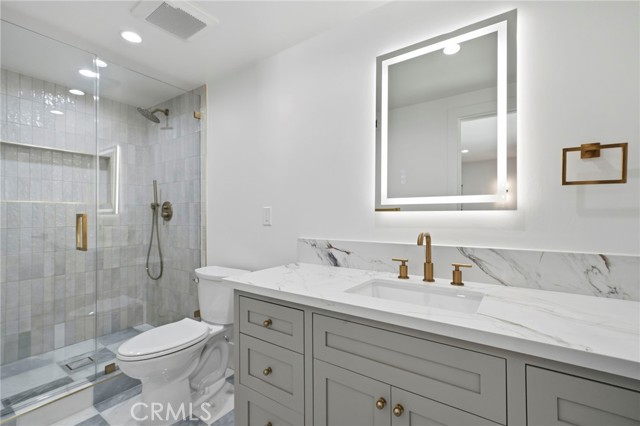 Detail Gallery Image 13 of 26 For 18584 Redwood, Fountain Valley,  CA 92708 - 3 Beds | 2/1 Baths