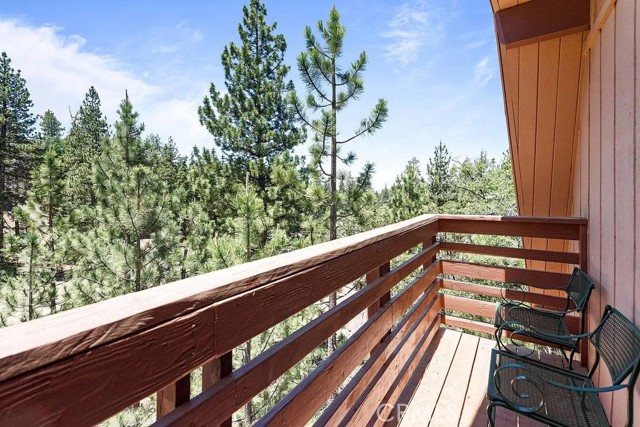 Detail Gallery Image 24 of 26 For 43869 Mendocino Dr, Big Bear Lake,  CA 92315 - 3 Beds | 2 Baths