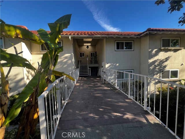 Front Image Thumbnail for CROC26013230