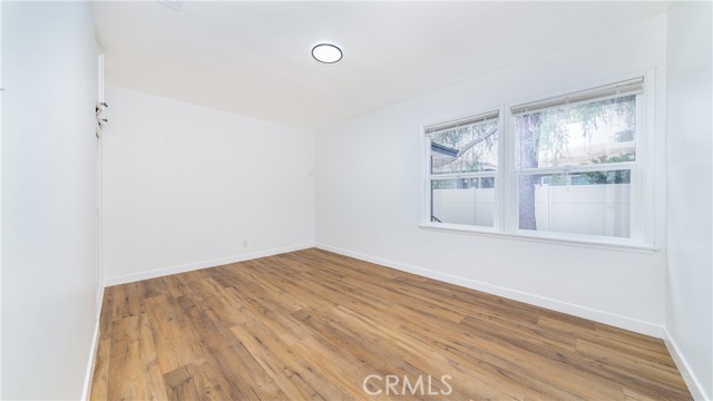 Detail Gallery Image 13 of 30 For 5816 Kester Ave, Sherman Oaks,  CA 91411 - – Beds | – Baths