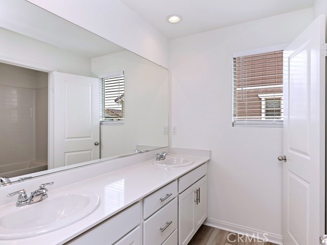 Detail Gallery Image 28 of 39 For 29553 Tulipwood St, Menifee,  CA 92584 - 5 Beds | 3 Baths