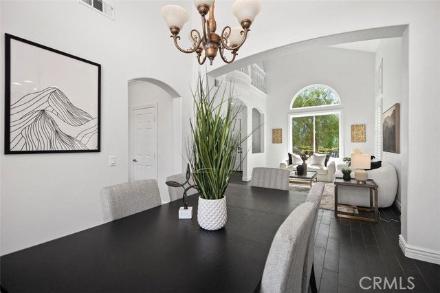 2 Via Bandada, Rancho Santa Margarita CA: https://media.crmls.org/medias/ca03a259-36d5-4da4-93d7-ff8642e71018.jpg
