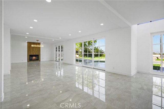 Detail Gallery Image 23 of 56 For 24215 Park Granada, Calabasas,  CA 91302 - 5 Beds | 5 Baths