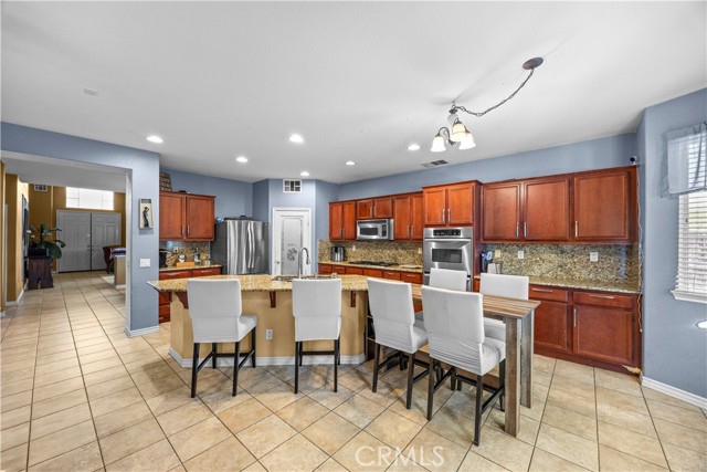 33727 verbena, Murrieta CA: https://media.crmls.org/medias/ca0532d0-445f-4a3e-913c-bf8d2426f227.jpg