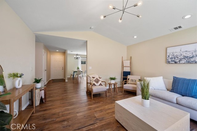 Detail Gallery Image 10 of 38 For 885 Peregrine, Nipomo,  CA 93444 - 3 Beds | 2 Baths