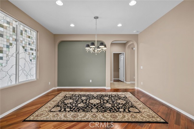 Detail Gallery Image 11 of 38 For 35021 Nicklaus Nook, Beaumont,  CA 92223 - 5 Beds | 4 Baths