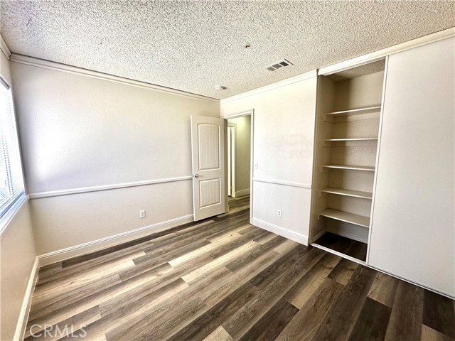 413 E James Street, Rialto CA: https://media.crmls.org/medias/ca062b0e-ea4c-435b-9185-dc828fa9e8c4.jpg