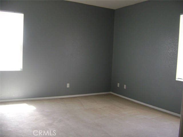 31559 Umbria Lane, Winchester CA: https://media.crmls.org/medias/ca06f56c-b77d-4339-aeac-effec68080c2.jpg