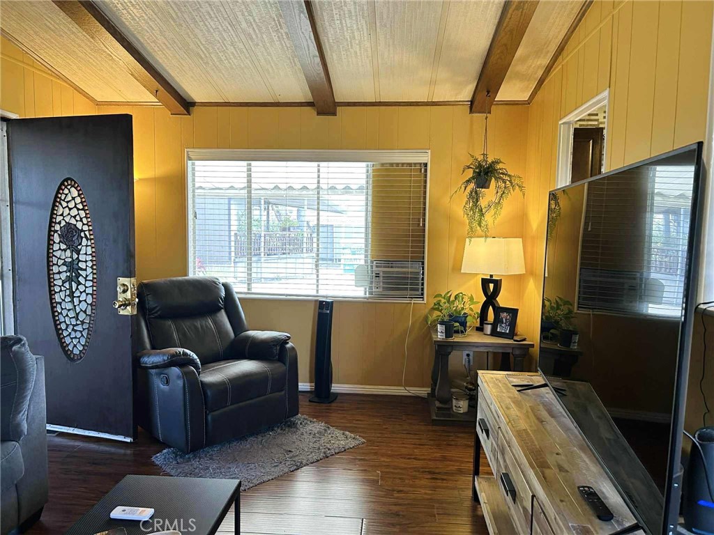 MLS #SR25246357 image #2