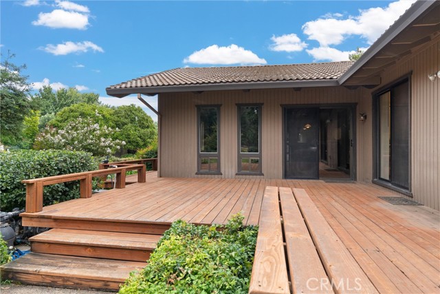 55 Roseanna Court, Chico CA: https://media.crmls.org/medias/ca07c96d-c6e7-45bb-8591-6743a8f98a2a.jpg