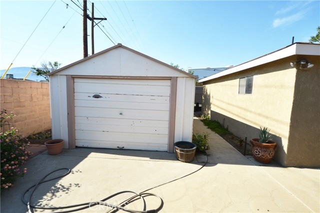 Image 3 for 14708 Valencia Ave, Fontana, CA 92335