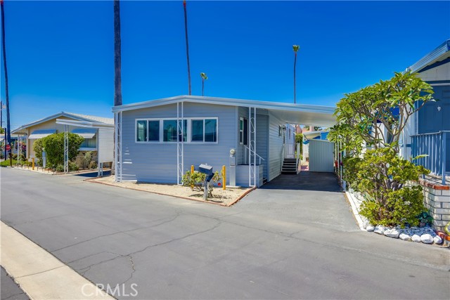4117 W McFadden Ave, Santa Ana CA: https://media.crmls.org/medias/ca094963-78f4-4db8-afaa-aa8f90da521f.jpg
