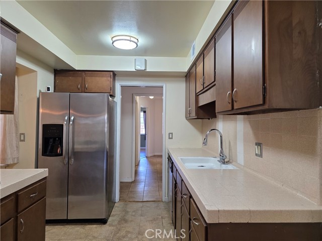 900 S Calico Circle, Anaheim CA: https://media.crmls.org/medias/ca095fd1-9f3b-40f6-9396-b72584dcb733.jpg