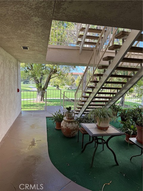 Front Image Thumbnail for CROC26063329