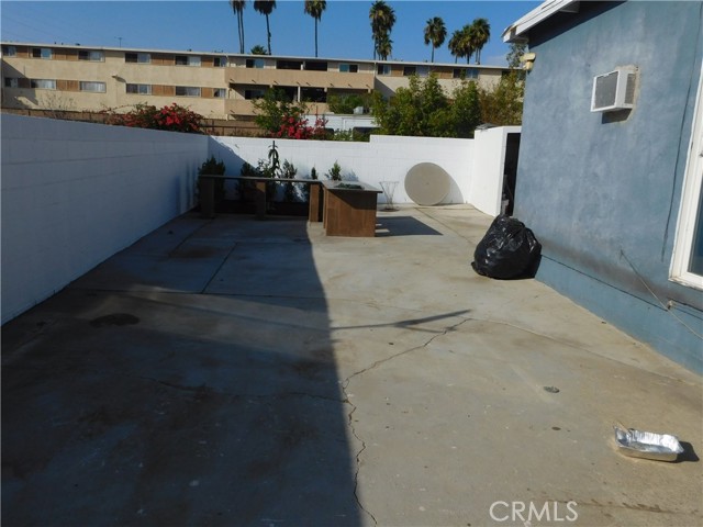 1025 W 130th Street, Gardena CA: https://media.crmls.org/medias/ca0a0d3c-aba3-4a86-b6dd-84736aaecf05.jpg