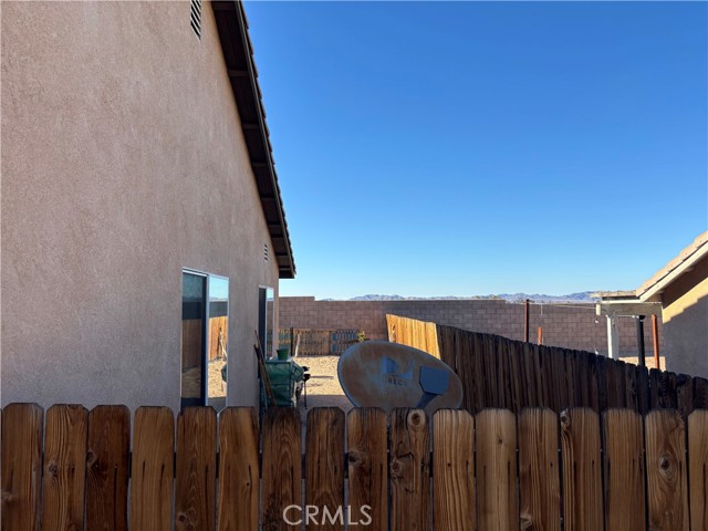 71578 Florida Drive, 29 Palms CA: https://media.crmls.org/medias/ca0a93bd-a2cc-456c-a98e-d17a1c0f8741.jpg