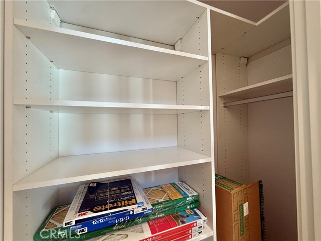 Detail Gallery Image 17 of 37 For 1035 Figueroa Ter #4,  Los Angeles,  CA 90012 - 3 Beds | 2/1 Baths