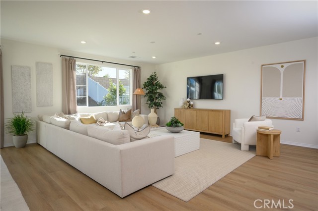 2366 Iris Petal Lane, Perris CA: https://media.crmls.org/medias/ca0ae03a-0305-40d9-ad94-5414121eb2c9.jpg