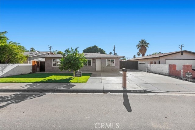 32768 Navajo Trail, Cathedral City CA: https://media.crmls.org/medias/ca0b222f-472d-4dc9-a24a-0c446c164afd.jpg